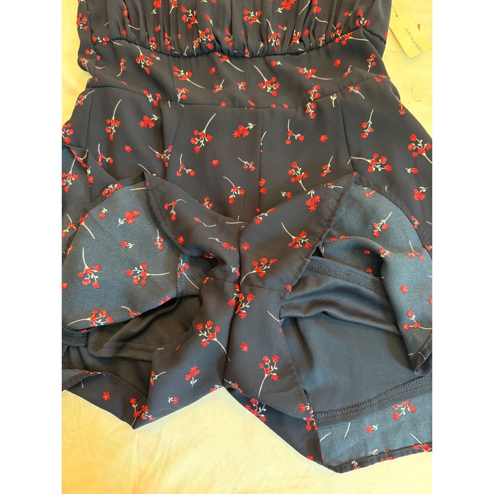 Francescas Navy Blue Red Floral Romper Adjustable Straps Smocked Back NWT - Picture 8 of 12